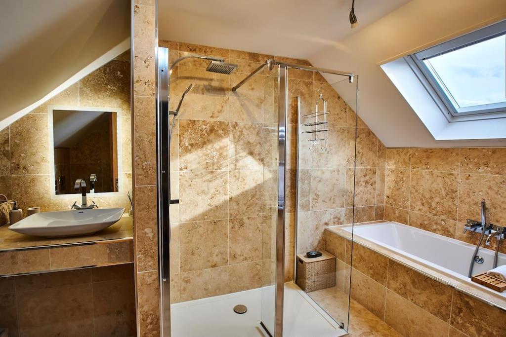 The Chase, Luxury Hot Tub Retreat, Pets Welcomed Dipton Eksteriør billede